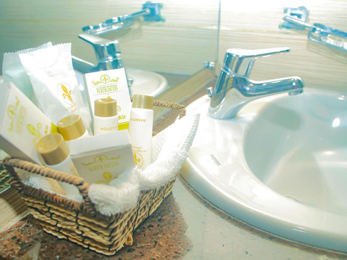 Hotel Fleur De Lys Almadies Dakar Buitenkant foto