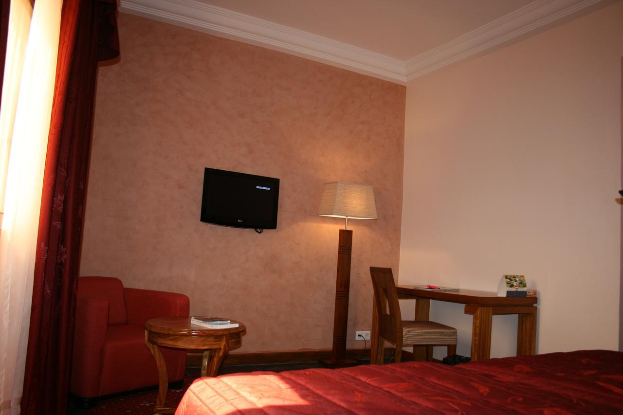 Hotel Fleur De Lys Almadies Dakar Buitenkant foto